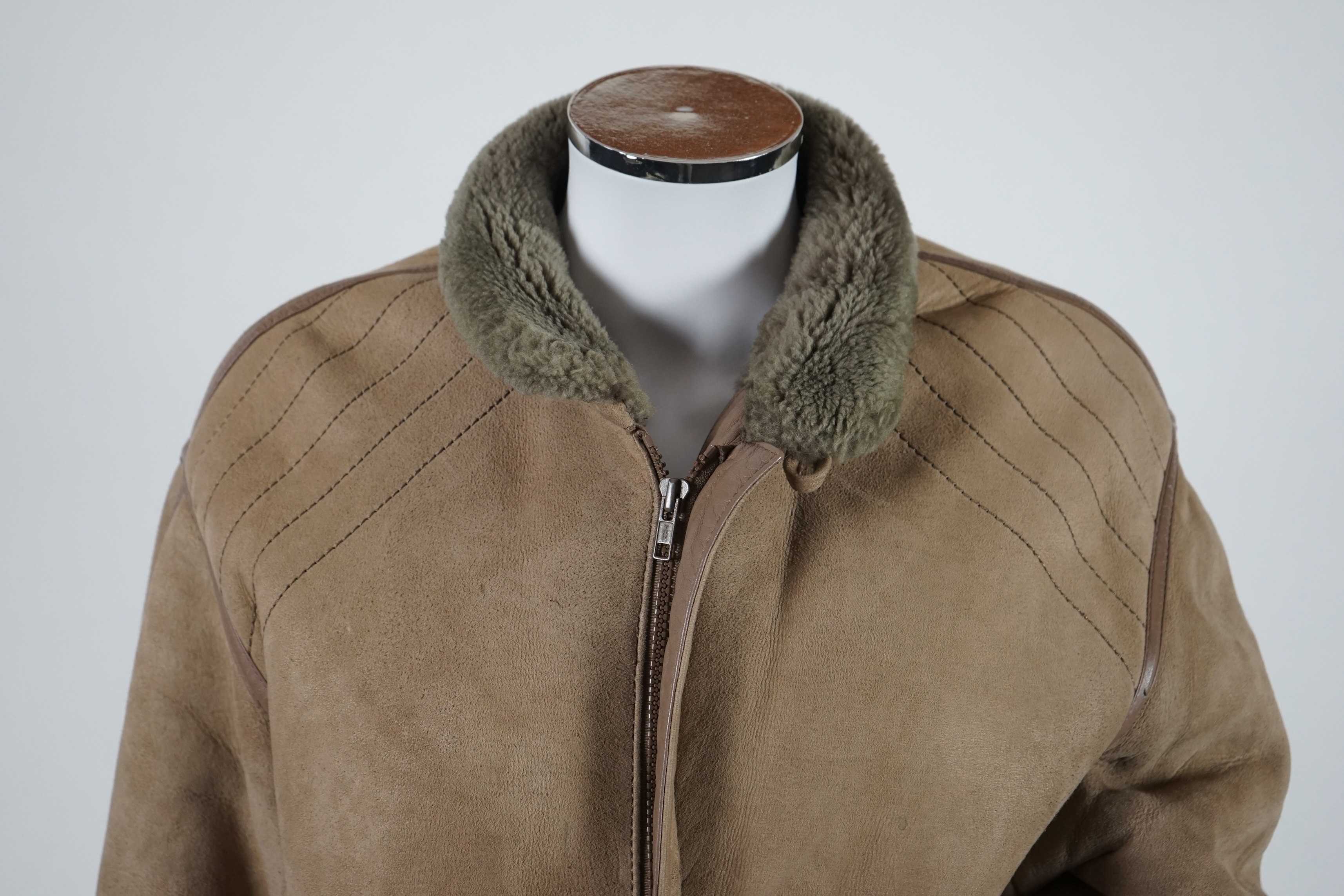 Five unisex and lady's coats including Tommy Hilfiger, Large - X Large. Proceeds to Happy Paws Puppy Rescue